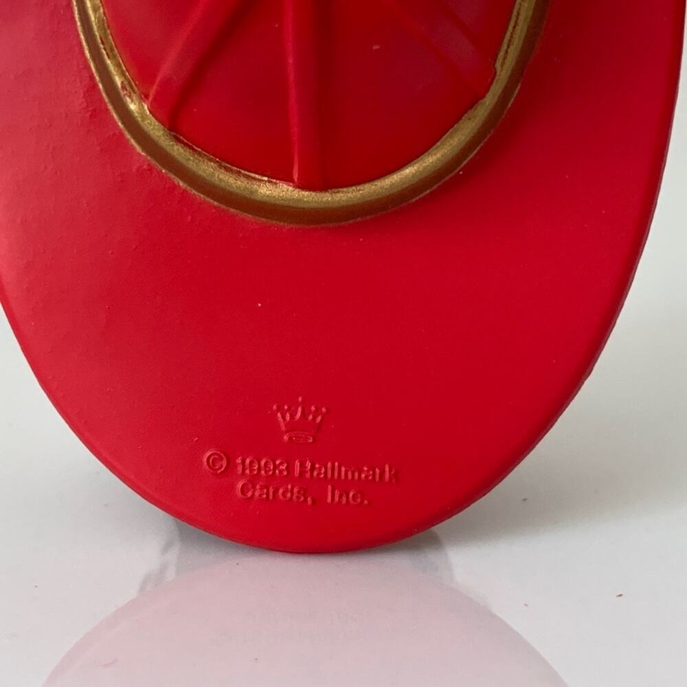 1993 Hallmark Dalmatian Firefighter Ornament - Picture 5 of 9